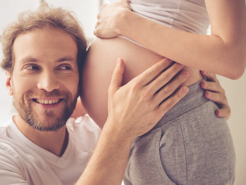 Aktive Vaterschaft Neue Vereinbarkeit Vaterwerden Vatersein Geburt Familie Work-Life-Balance